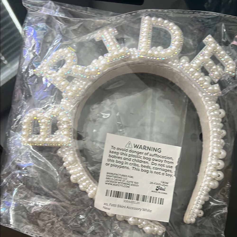 Pearl Embellished Bride Headband